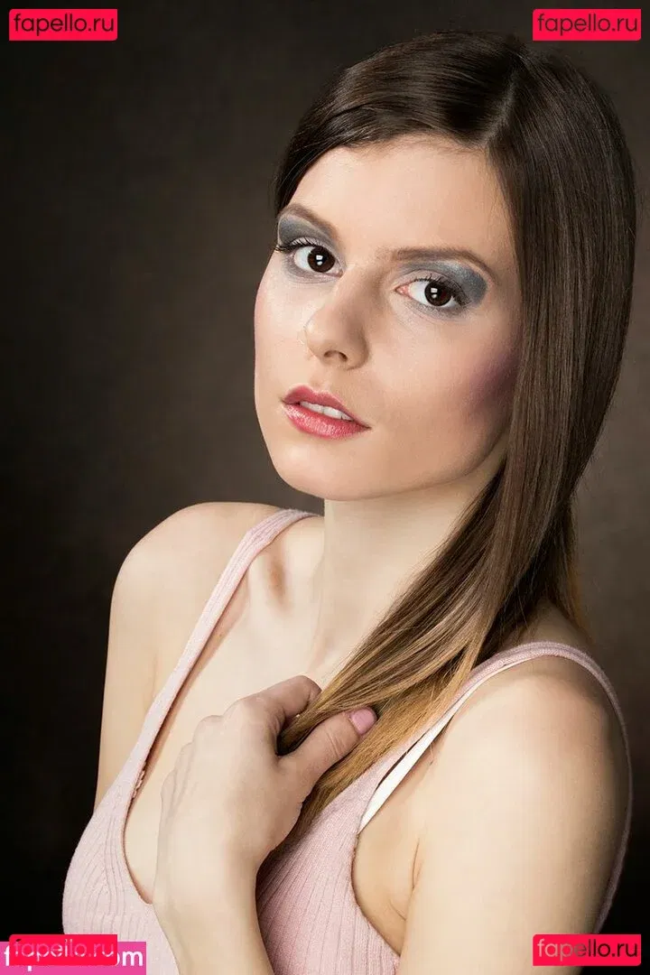 Melimtx Onlyfans Photo Gallery 