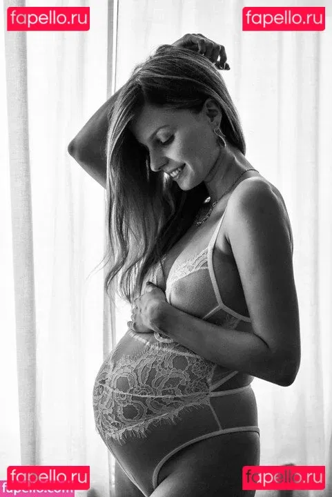 Melimtx Onlyfans Photo Gallery 