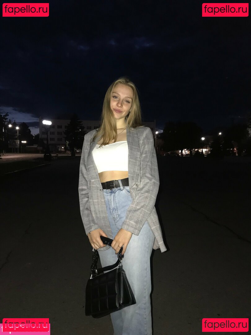 alice_19f Nude Onlyfans Photo 48