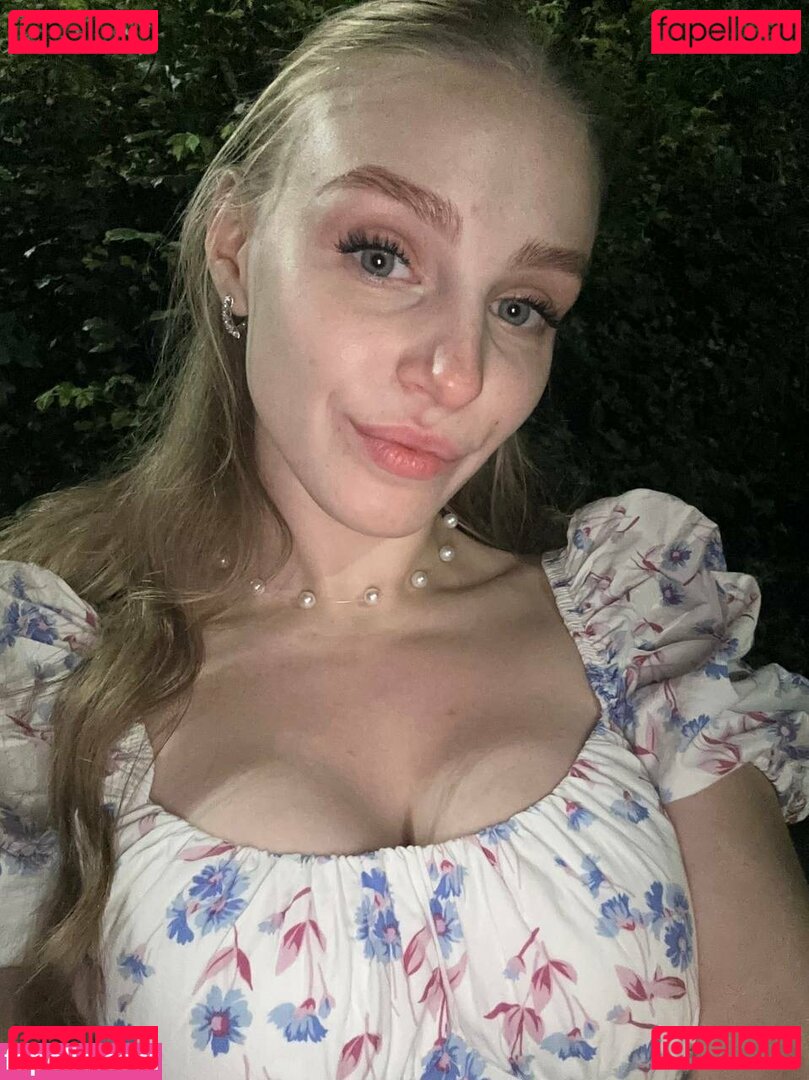 alice_19f Nude Onlyfans Photo 3