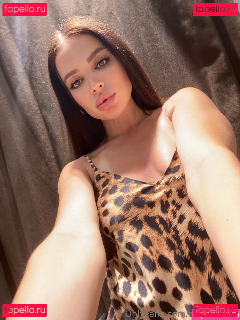 notyourrina Nude Onlyfans Photo 5