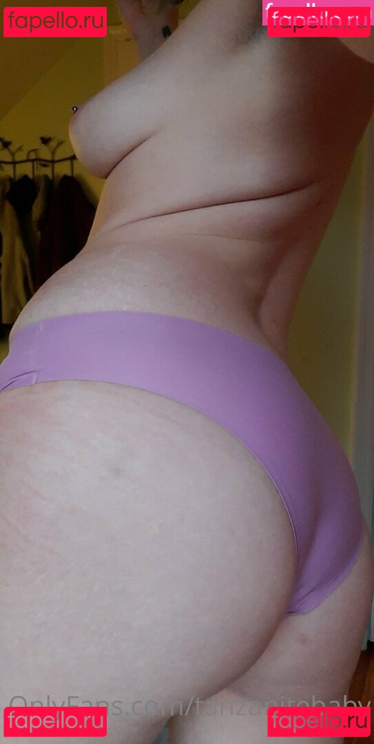 tanzanitebaby Nude Onlyfans Photo 9