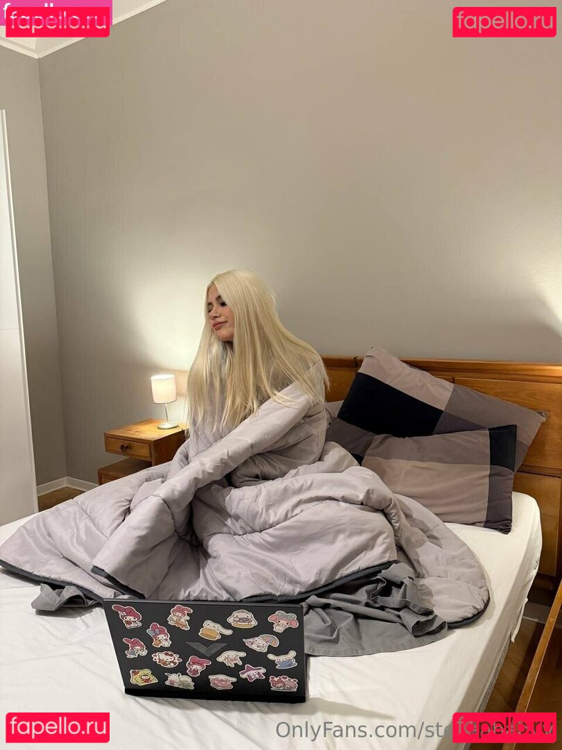 stellaababyy Nude Onlyfans Photo 38