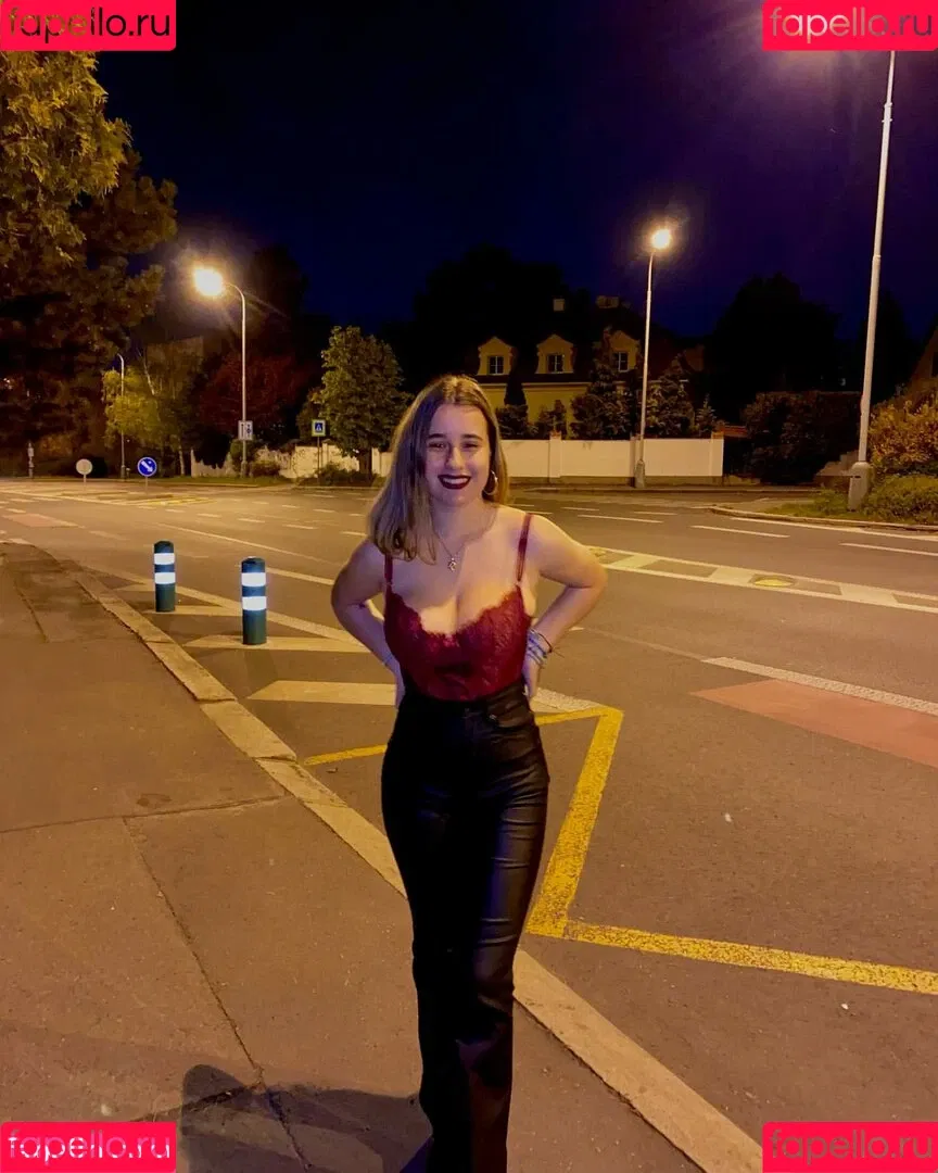 Julia Gomez Onlyfans Photo Gallery 