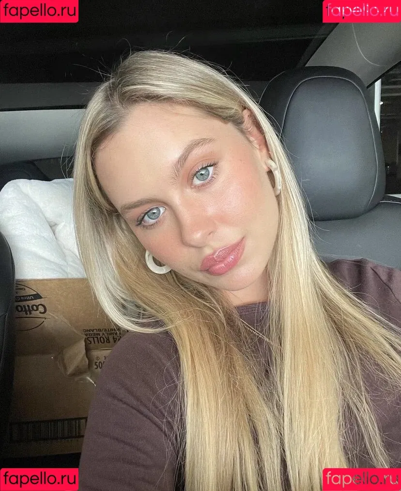 Natasha Bure Onlyfans Photo Gallery 