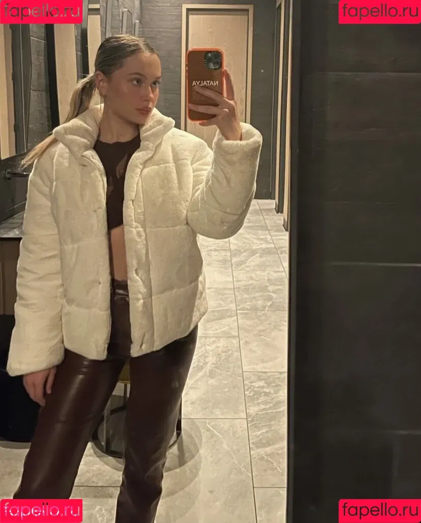 Natasha Bure Onlyfans Photo Gallery 