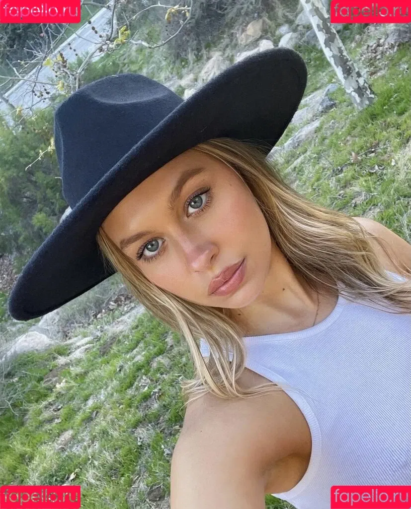 Natasha Bure Onlyfans Photo Gallery 