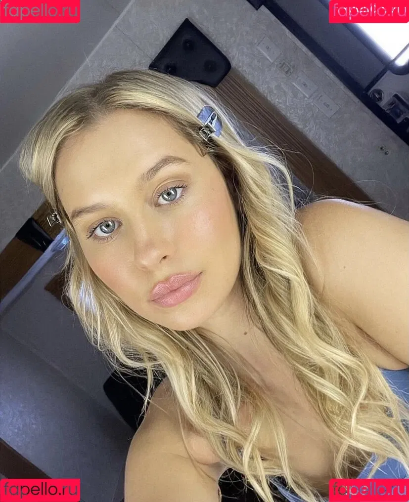 Natasha Bure Onlyfans Photo Gallery 