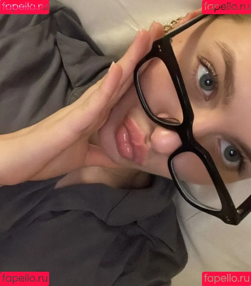 Natasha Bure Onlyfans Photo Gallery 