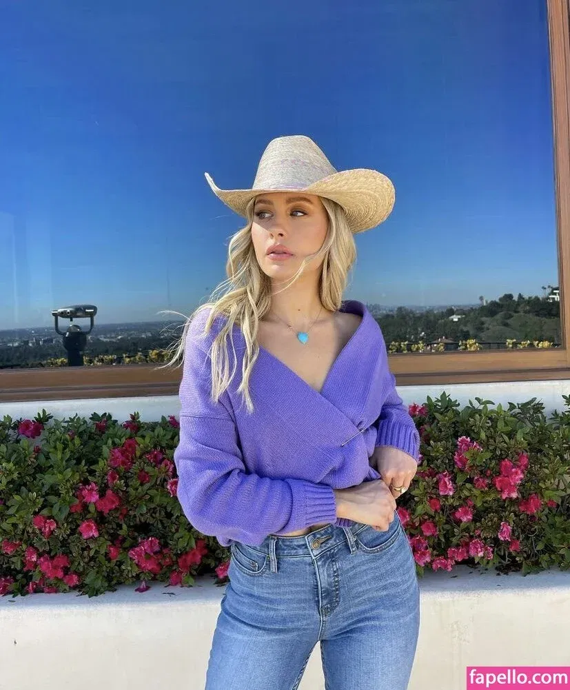 Natasha Bure Onlyfans Photo Gallery 