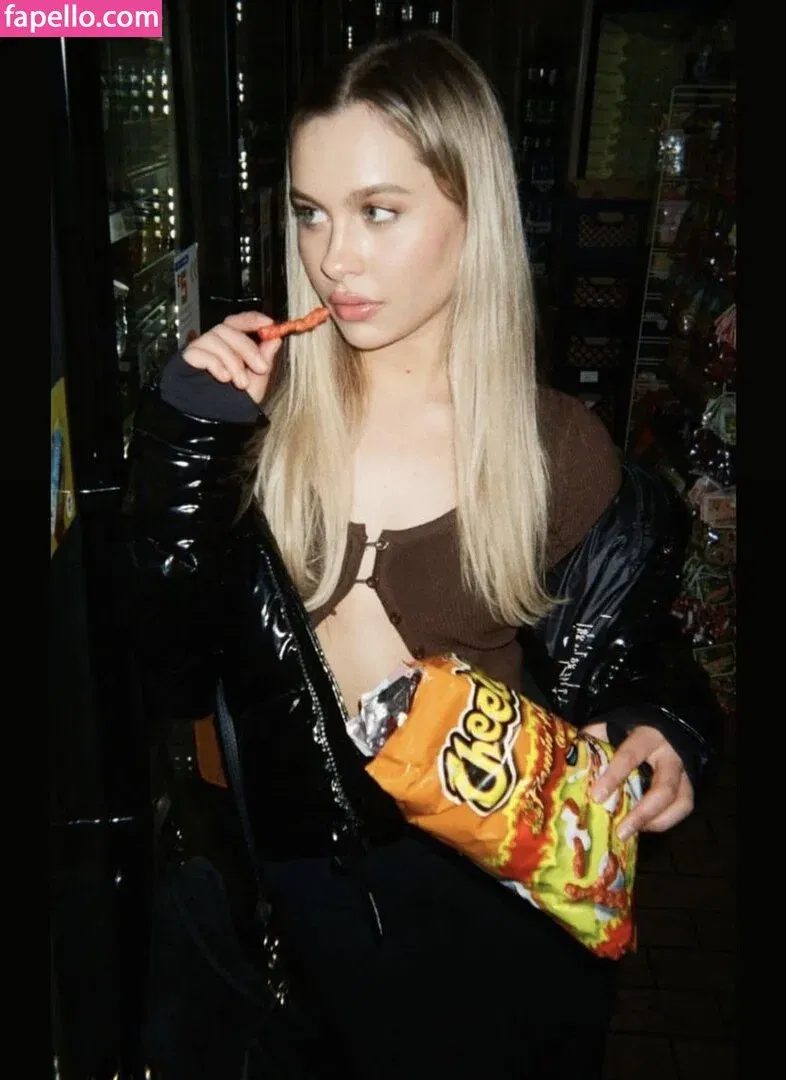 Natasha Bure Onlyfans Photo Gallery 