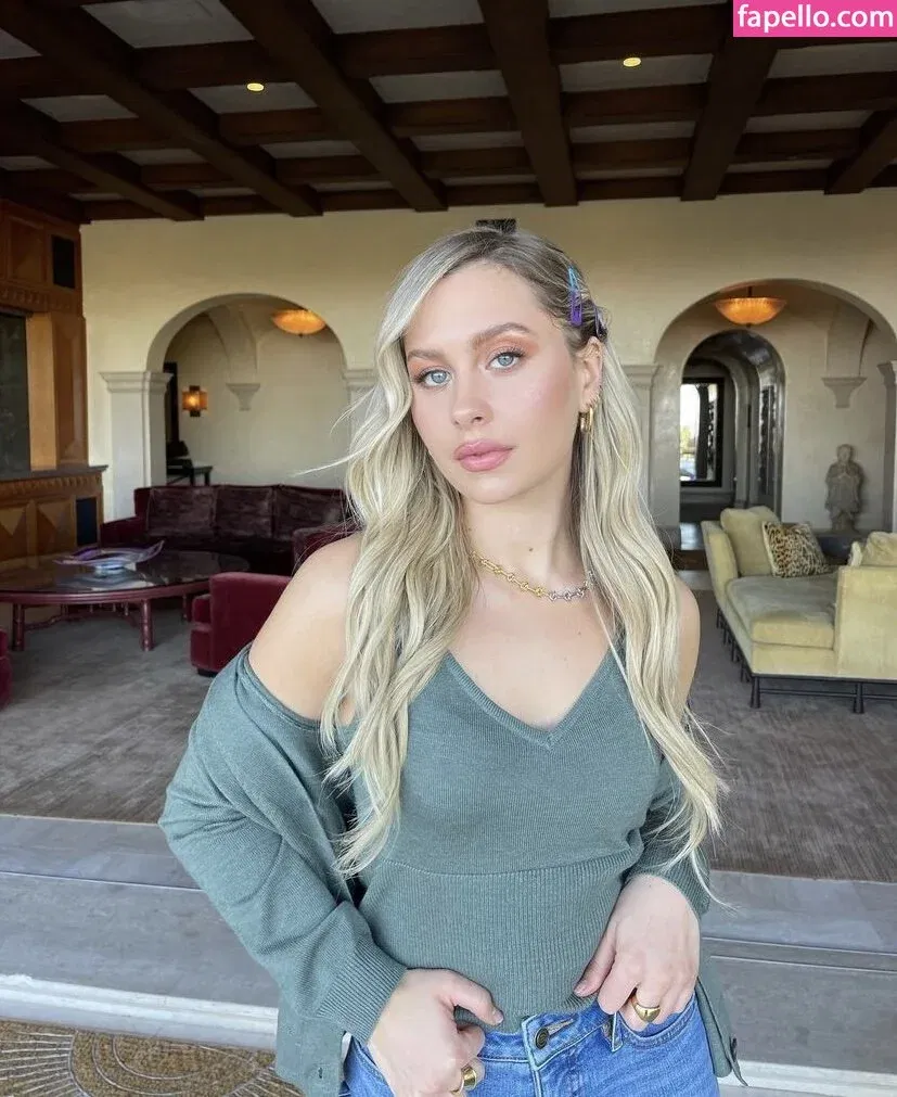 Natasha Bure Onlyfans Photo Gallery 