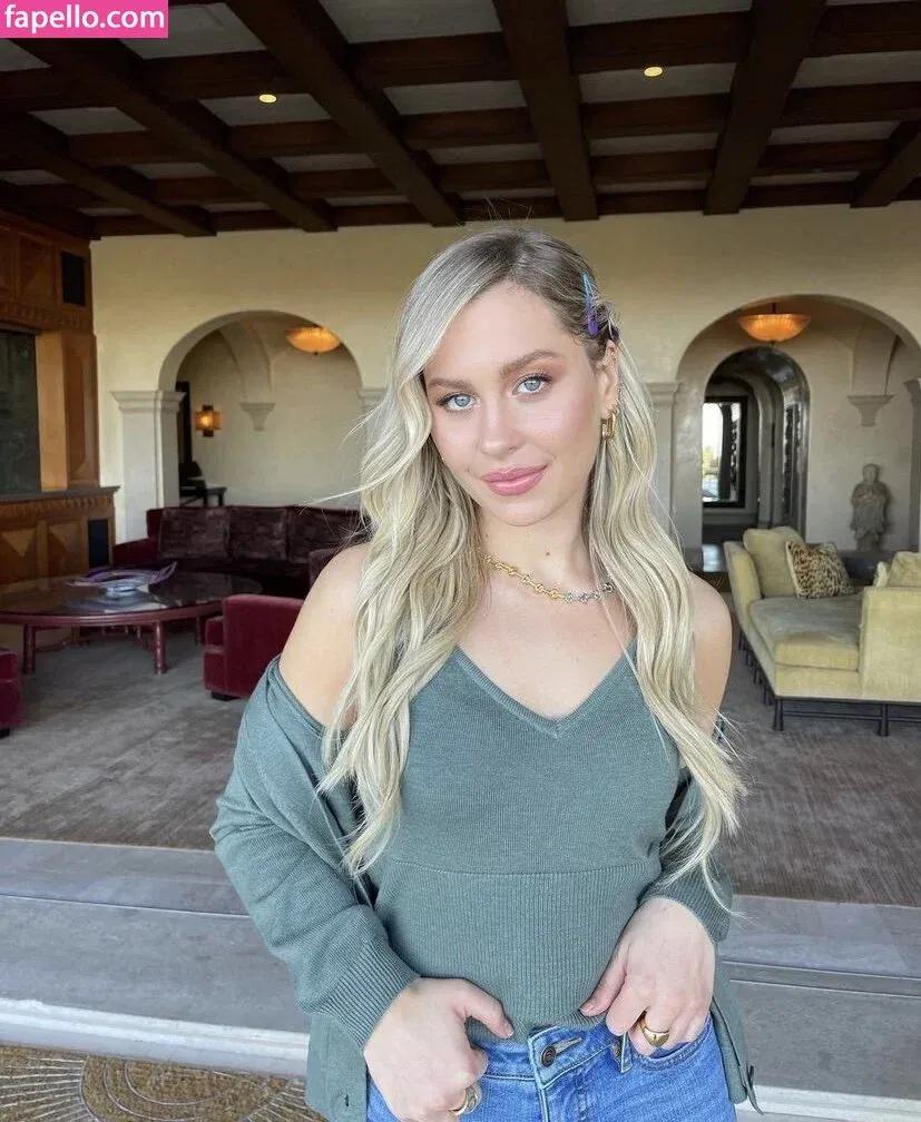 Natasha Bure Onlyfans Photo Gallery 