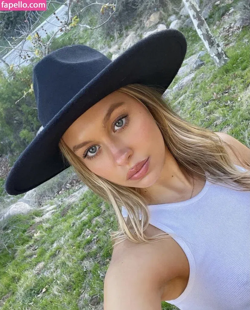 Natasha Bure Onlyfans Photo Gallery 