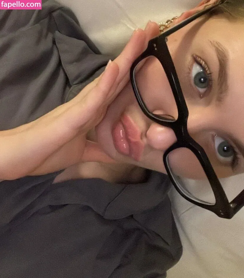 Natasha Bure Onlyfans Photo Gallery 