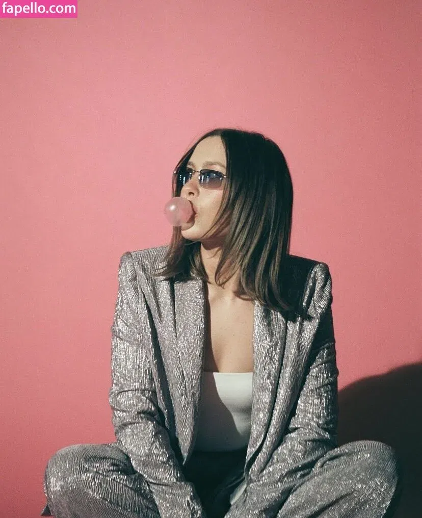 Natasha Bure Onlyfans Photo Gallery 