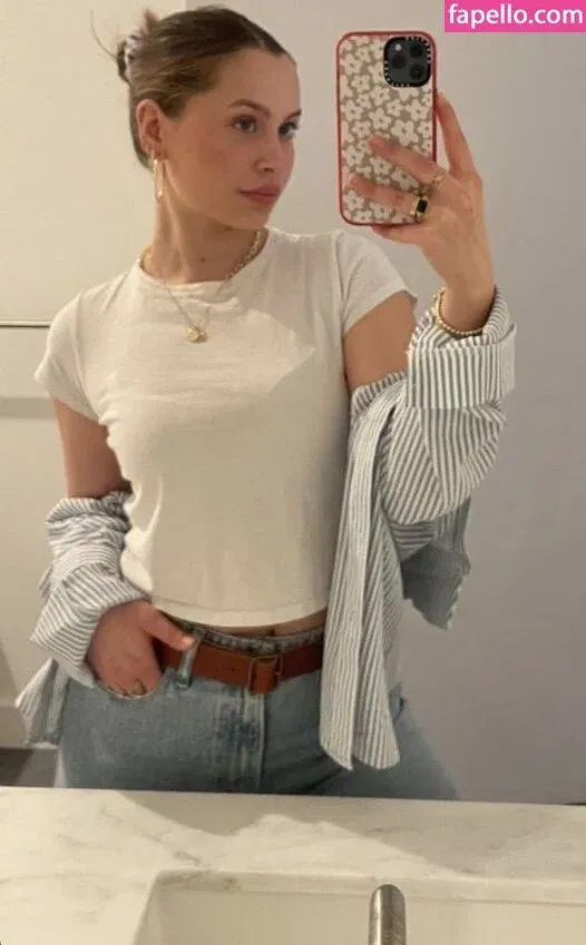 Natasha Bure Onlyfans Photo Gallery 