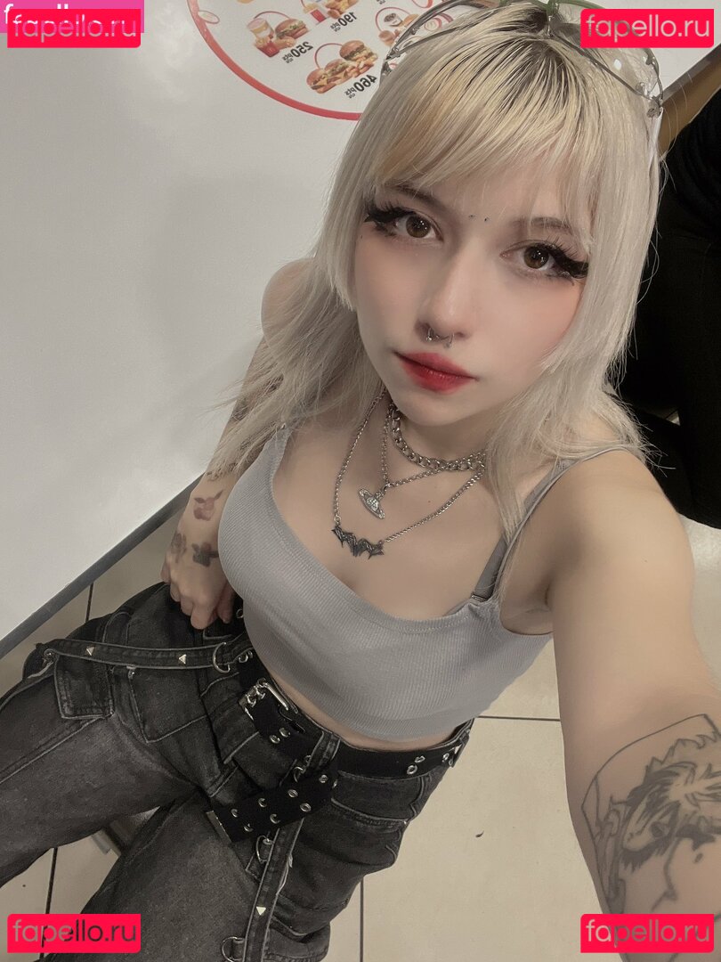 MistyWaifu Nude Onlyfans Photo 12