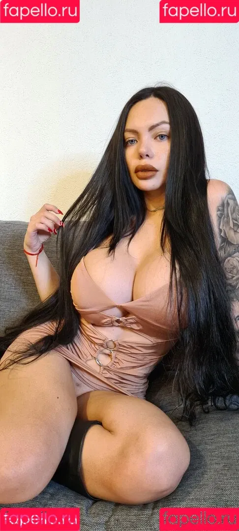 Nicol Loveee Onlyfans Photo Gallery 