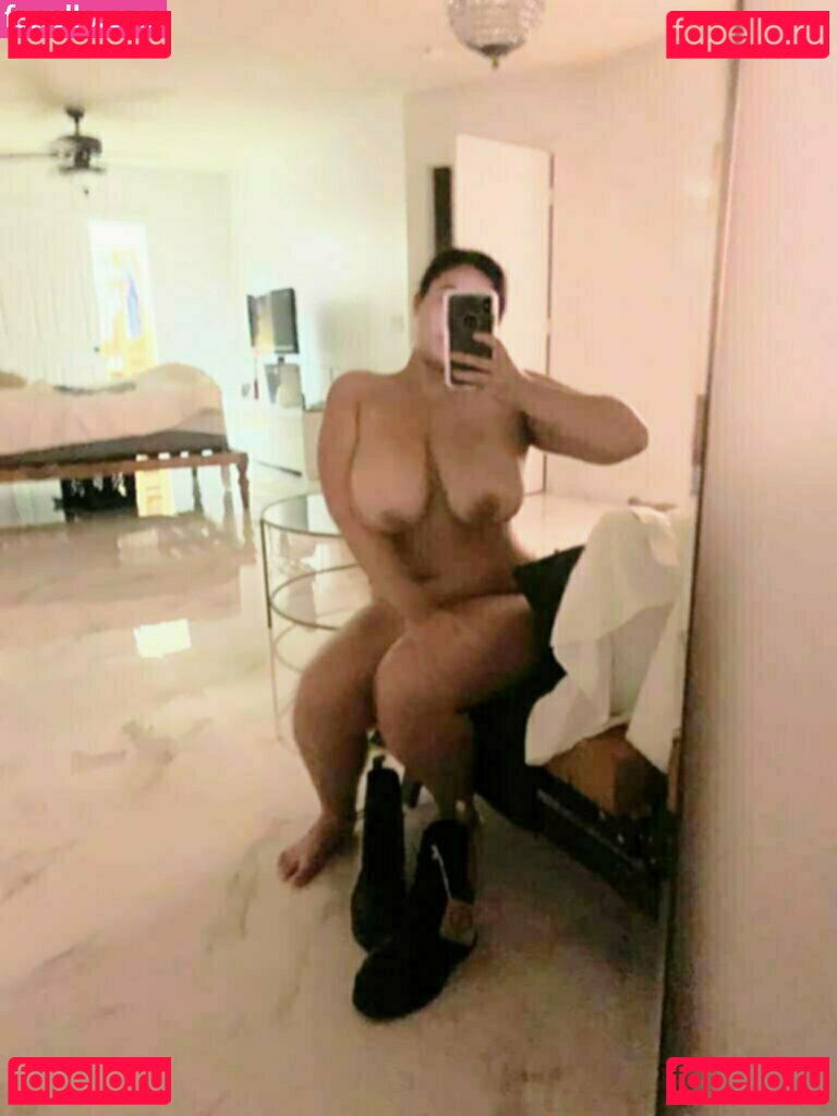 Cutie Pie Nude Onlyfans Photo 31