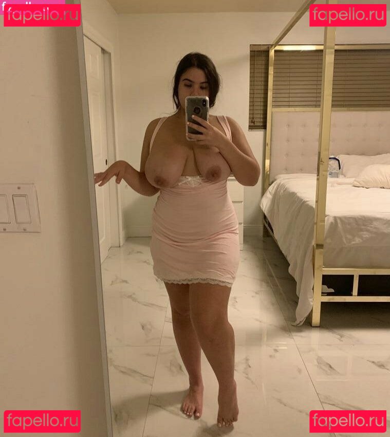Cutie Pie Nude Onlyfans Photo 10