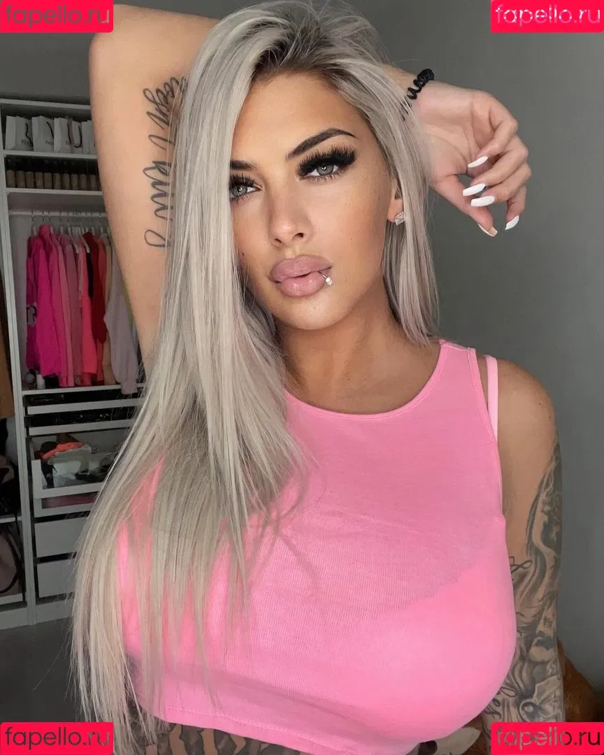 Deminecka Onlyfans Photo Gallery 