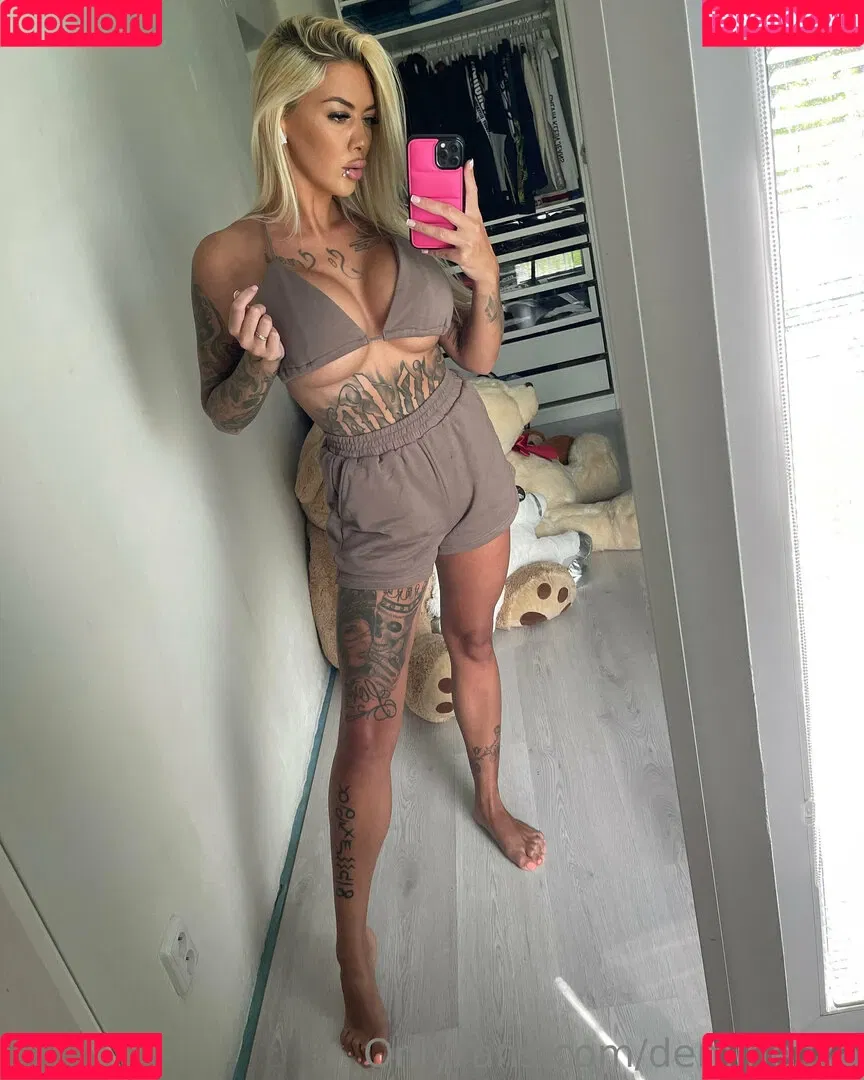 Deminecka Onlyfans Photo Gallery 