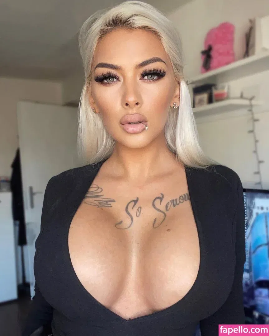 Deminecka Onlyfans Photo Gallery 