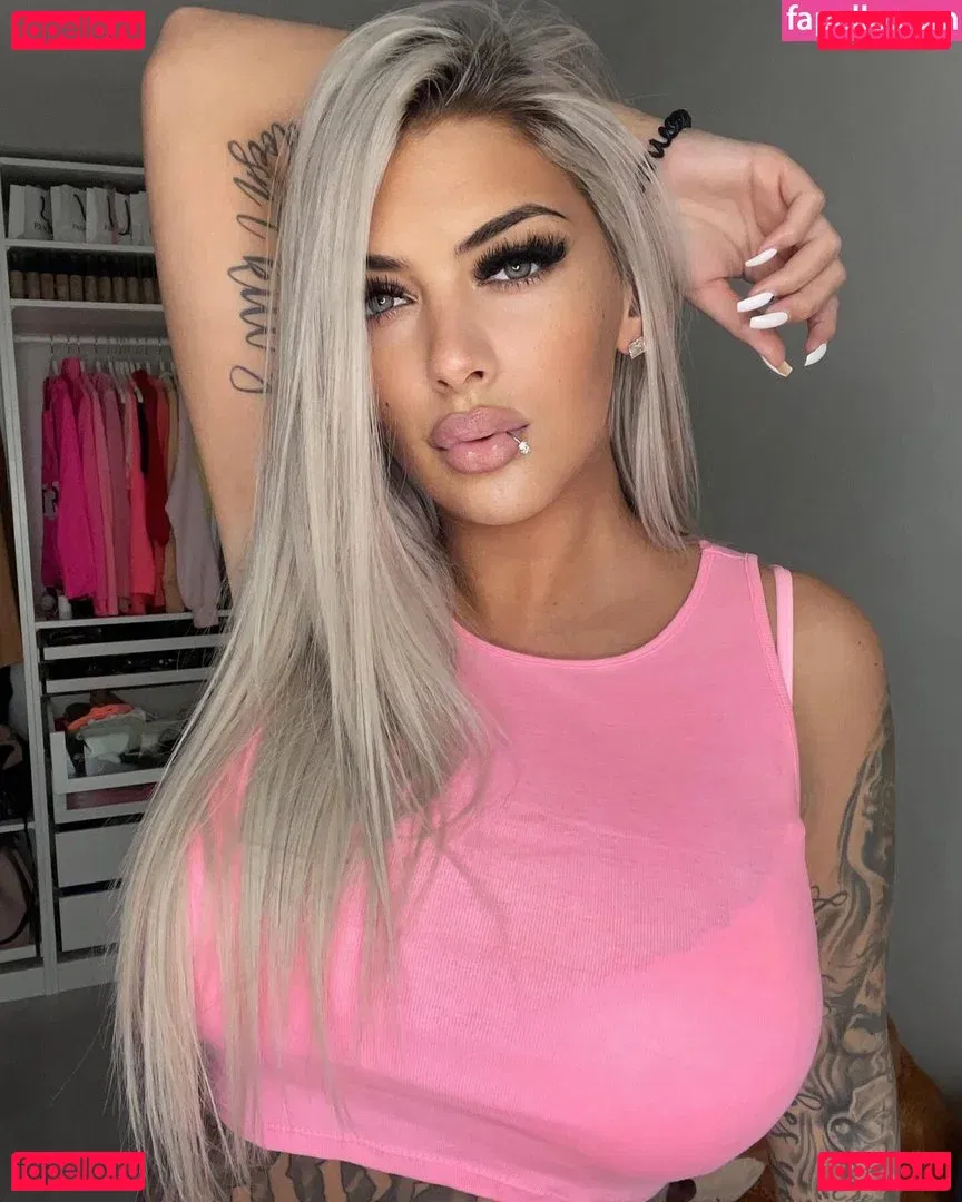 Deminecka Onlyfans Photo Gallery 