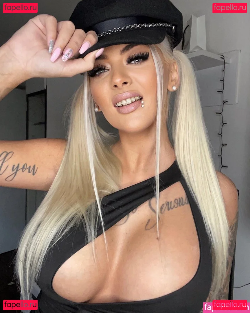 Deminecka Onlyfans Photo Gallery 