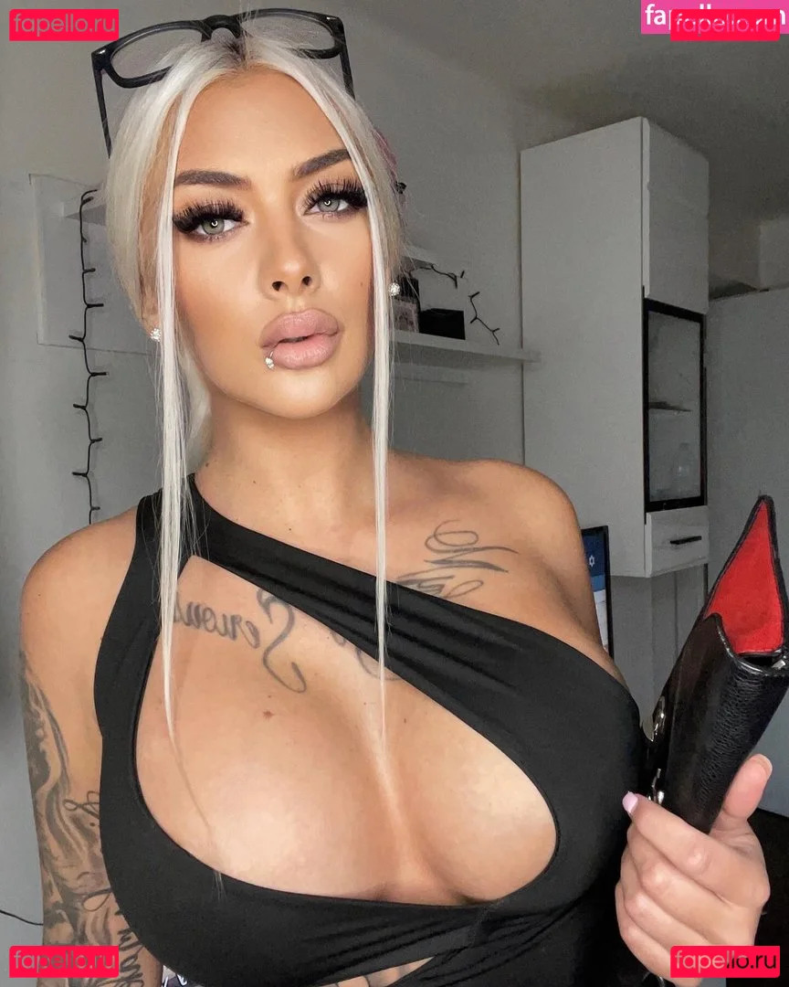 Deminecka Onlyfans Photo Gallery 