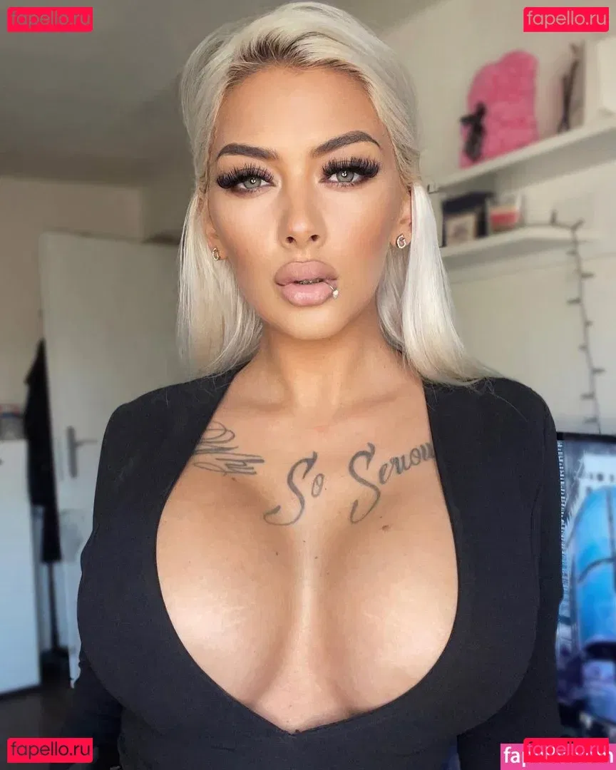 Deminecka Onlyfans Photo Gallery 