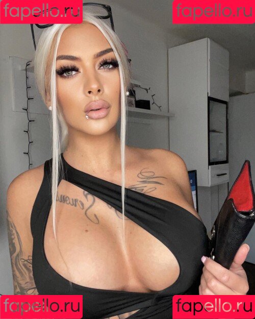 Deminecka Onlyfans Photo Gallery 