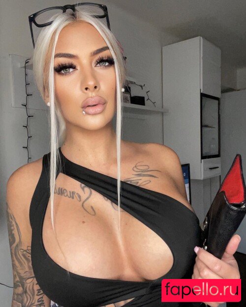 Deminecka Nude Onlyfans Photo 36