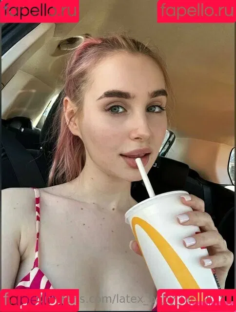 Latex_baby_vip_2000 Onlyfans Photo Gallery 