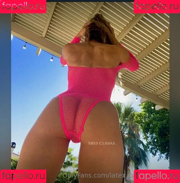 Latex_baby_vip_2000 Onlyfans Photo Gallery 