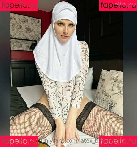 Latex_baby_vip_2000 Onlyfans Photo Gallery 