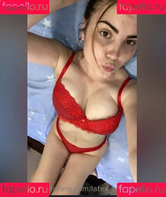 Latex_baby_vip_2000 Onlyfans Photo Gallery 