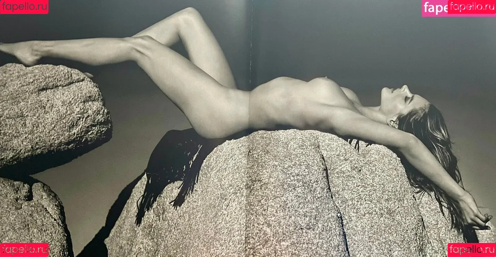 Alessandra Ambrosio Onlyfans Photo Gallery 