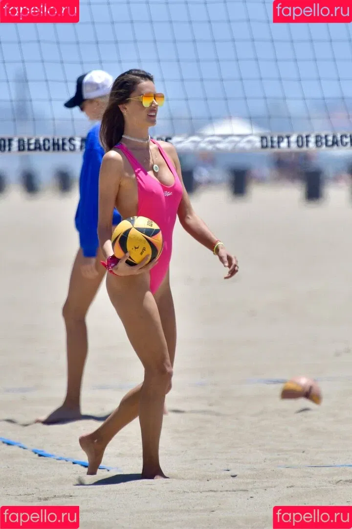 Alessandra Ambrosio Onlyfans Photo Gallery 