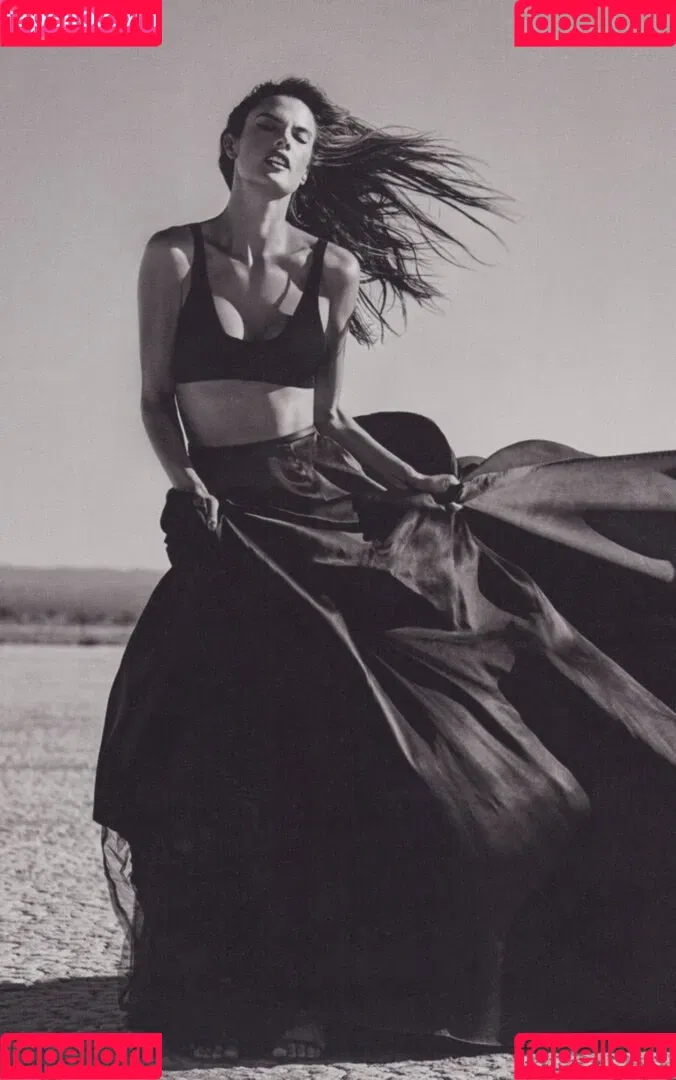 Alessandra Ambrosio Onlyfans Photo Gallery 