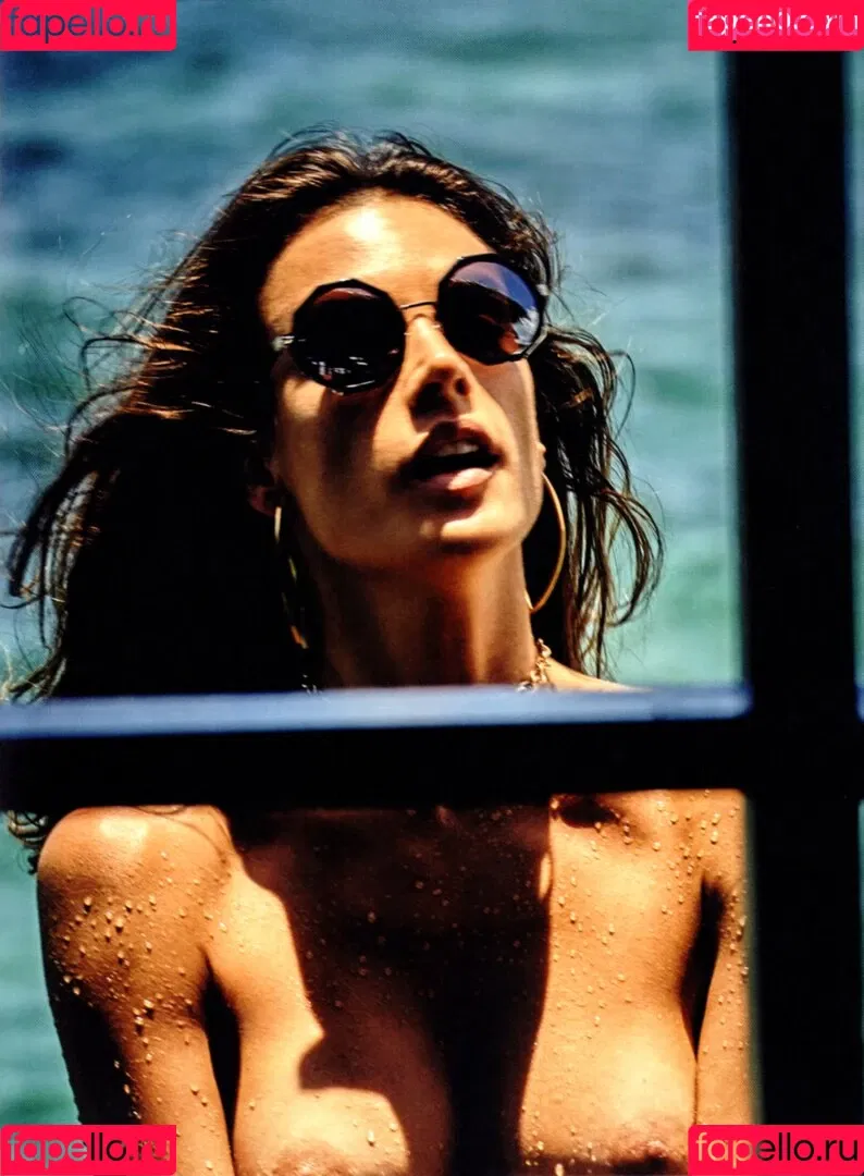Alessandra Ambrosio Onlyfans Photo Gallery 