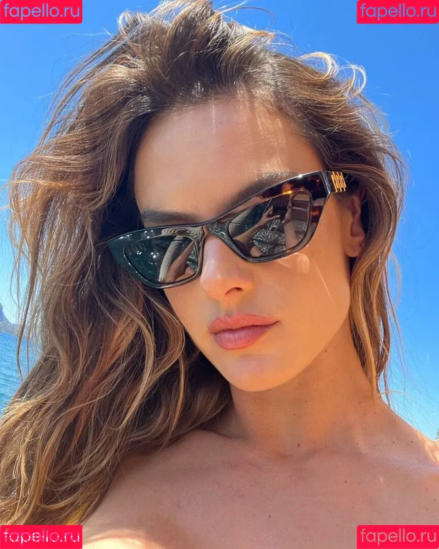 Alessandra Ambrosio Onlyfans Photo Gallery 
