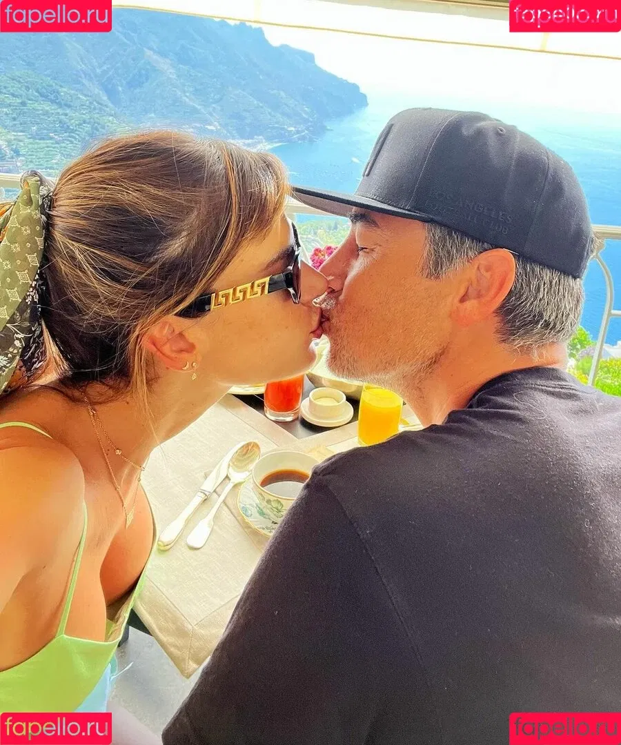 Alessandra Ambrosio Onlyfans Photo Gallery 
