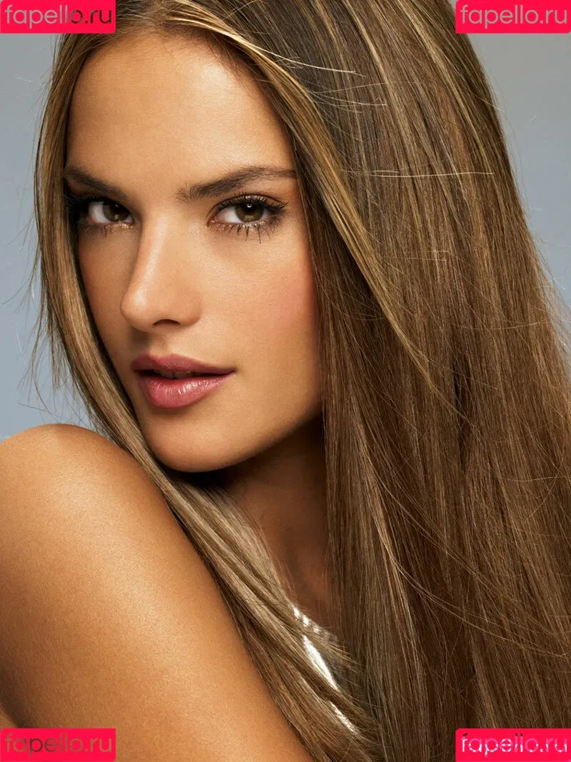 Alessandra Ambrosio Onlyfans Photo Gallery 