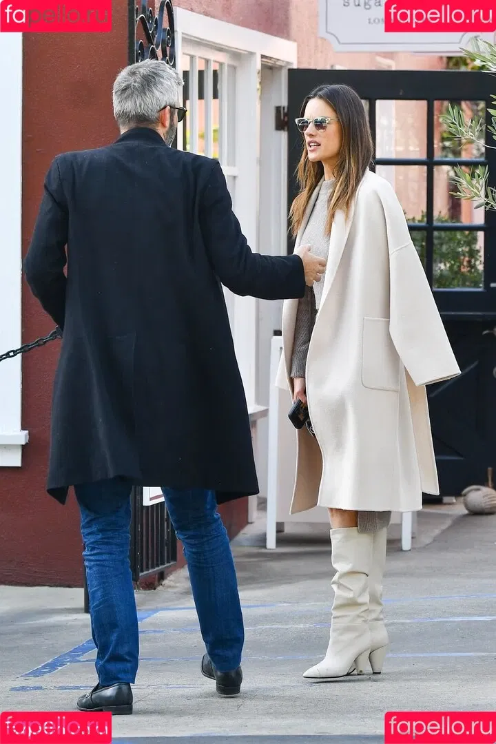 Alessandra Ambrosio Onlyfans Photo Gallery 