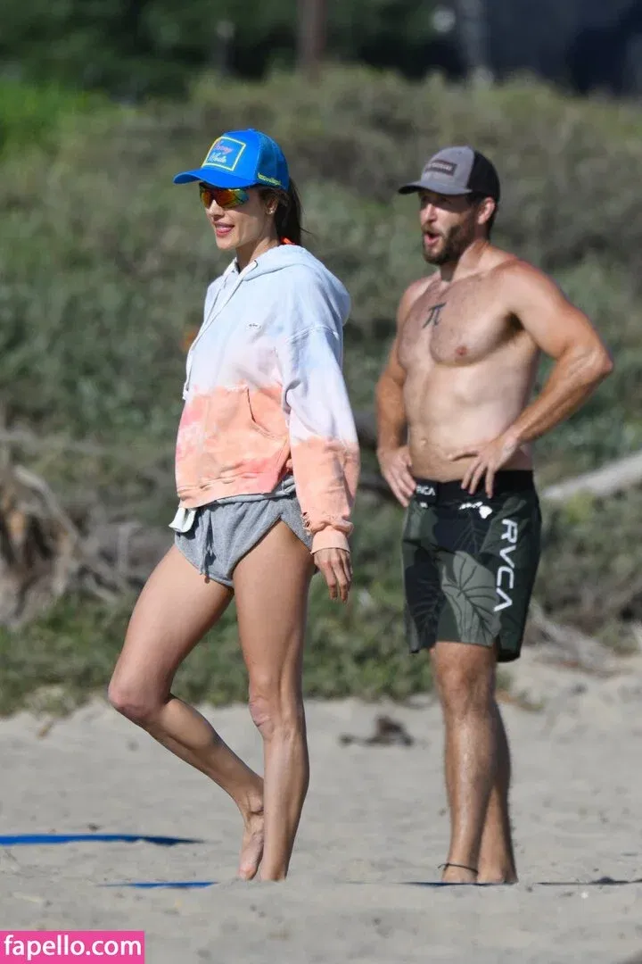 Alessandra Ambrosio Onlyfans Photo Gallery 