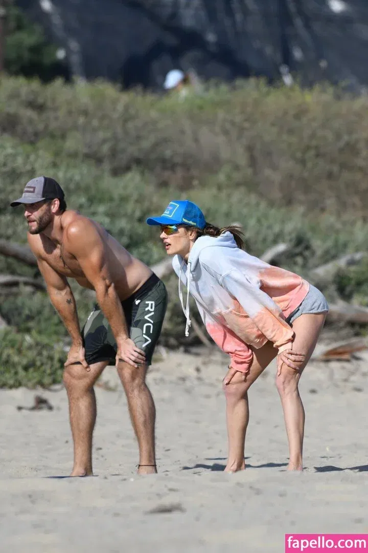 Alessandra Ambrosio Onlyfans Photo Gallery 