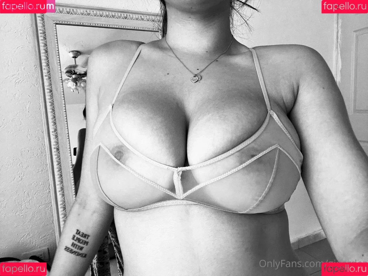 Gabygardez Onlyfans Photo Gallery 