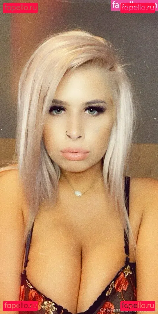 Gabygardez Onlyfans Photo Gallery 